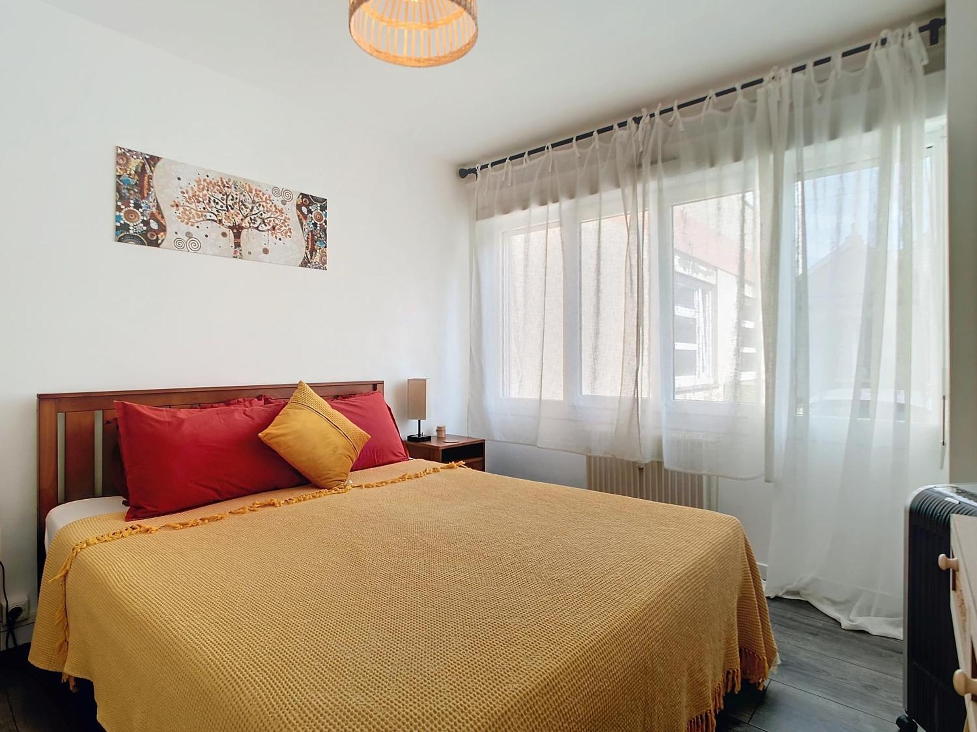 Maison Du Bonheur 2 A Troyes Logement Entier Avec Parking エクステリア 写真